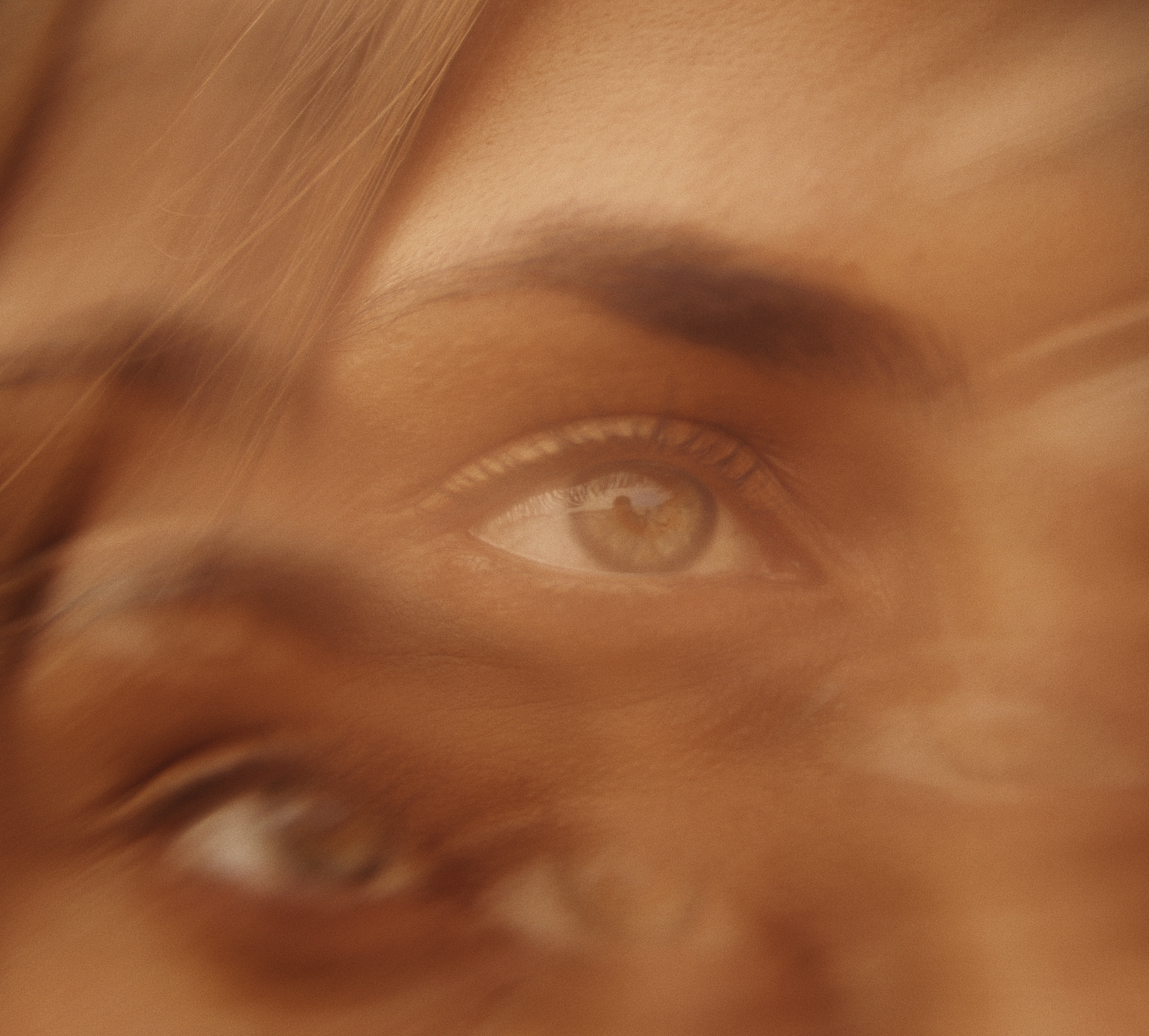 Kaleidoscope FX Filter – Rotating Lens Filter for Creative Photography & Video