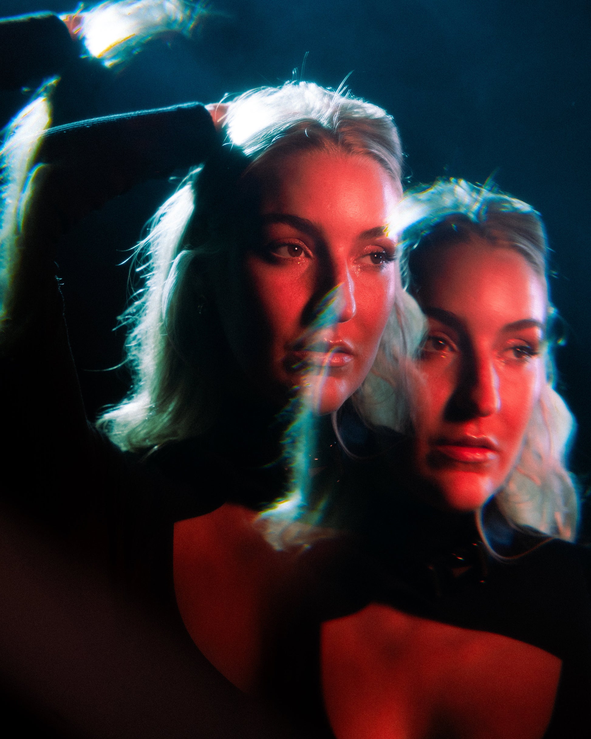 Handheld Linear FX Filter – Creative Refractive Duplication for Photo & Video