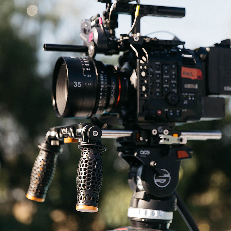 https://brighttangerine.com/wp-content/uploads/2022/11/kasbah-grip-setup-on-c300-tripod.jpg