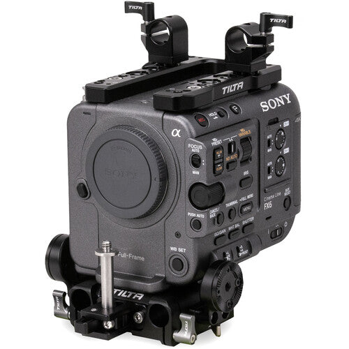 https://static.bhphoto.com/images/images500x500/tilta_es_t20_a_camera_cage_for_sony_1696935923_1633907.jpg