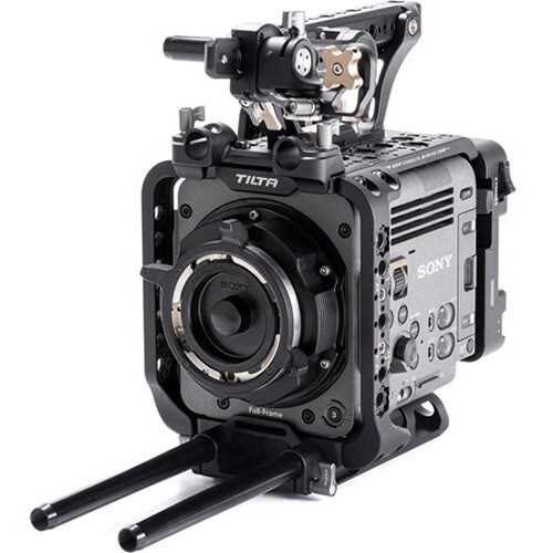 https://static.bhphoto.com/images/images500x500/tilta_esr_t18_c_v_camera_cage_advanced_kit_1709120719_1813596.jpg